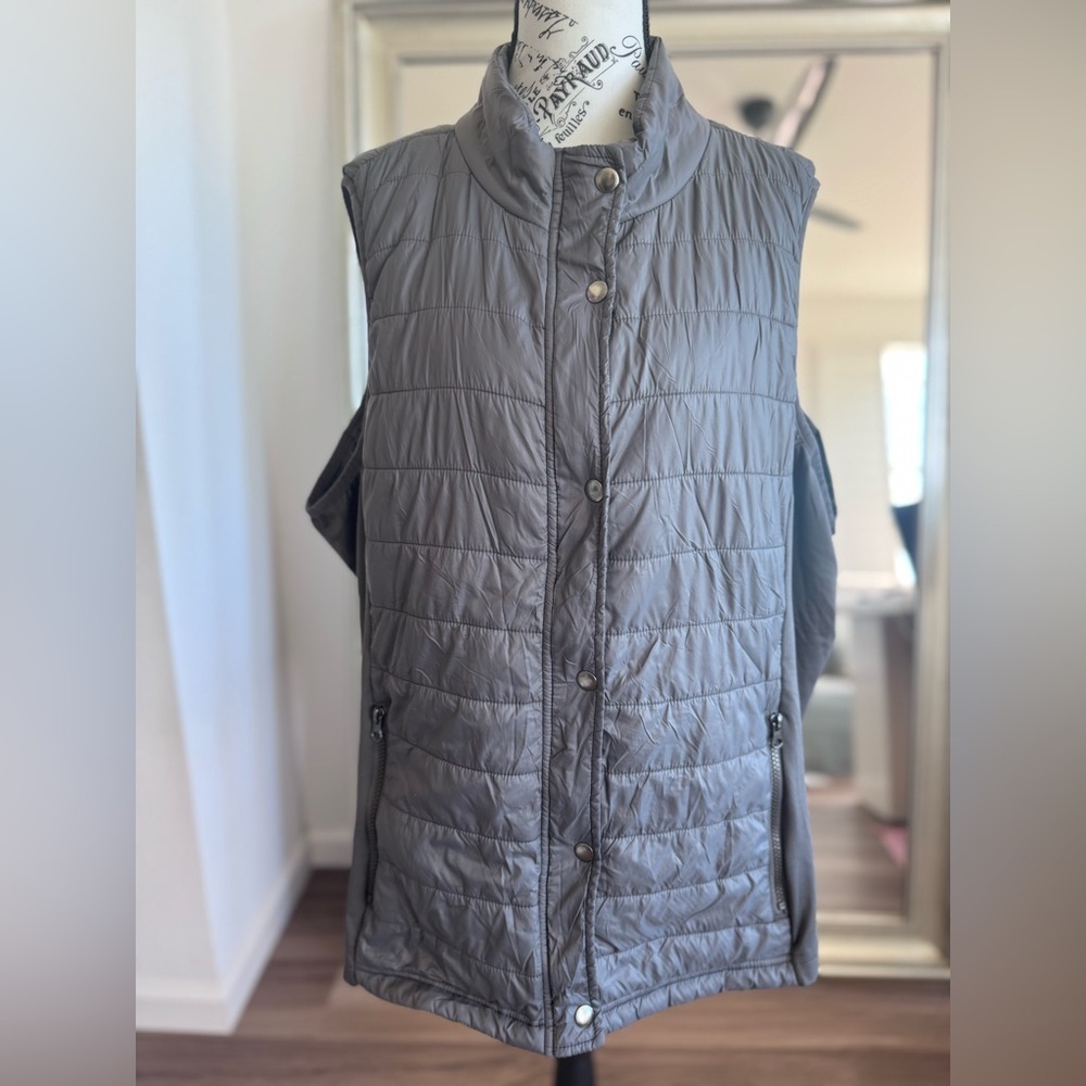 Maurice’s Grey Lightweight Puffer Zip Up Vest Jacket Women’s - Picture 3 of 12